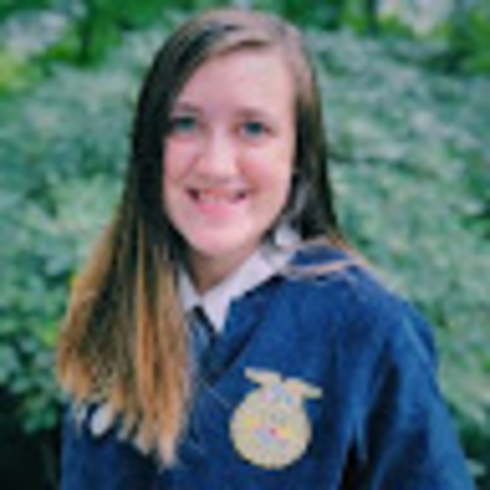 Meet your Posher, Siera